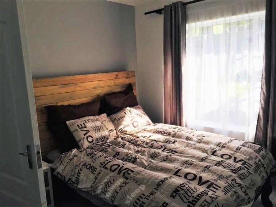 3 Bedroom Property for Sale in Dana Bay Western Cape